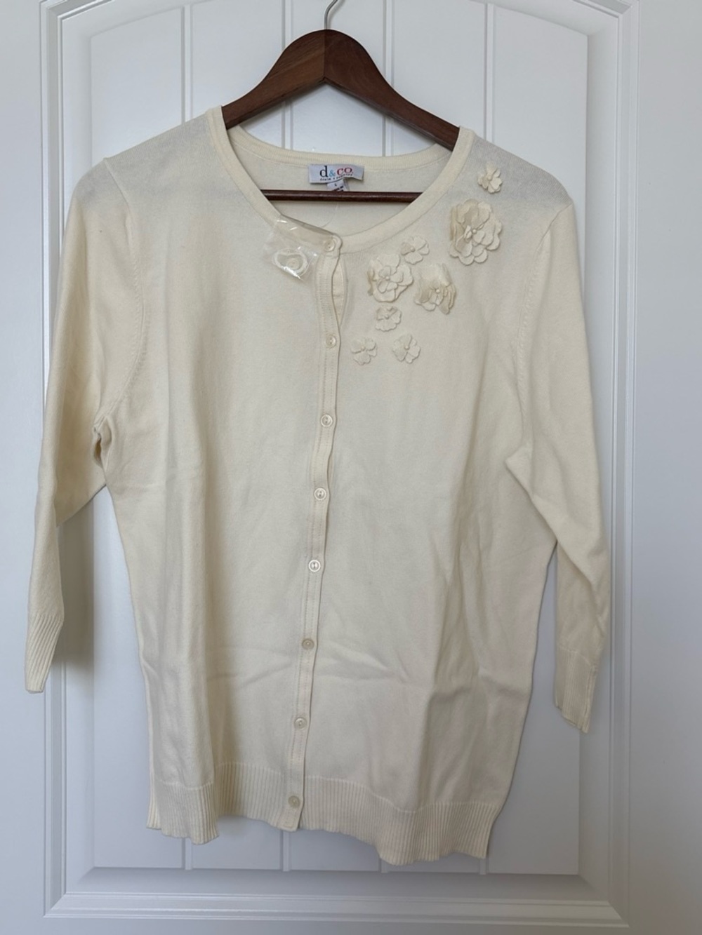 D&Co Cream Floral Appliqué Button-Front Cardigan